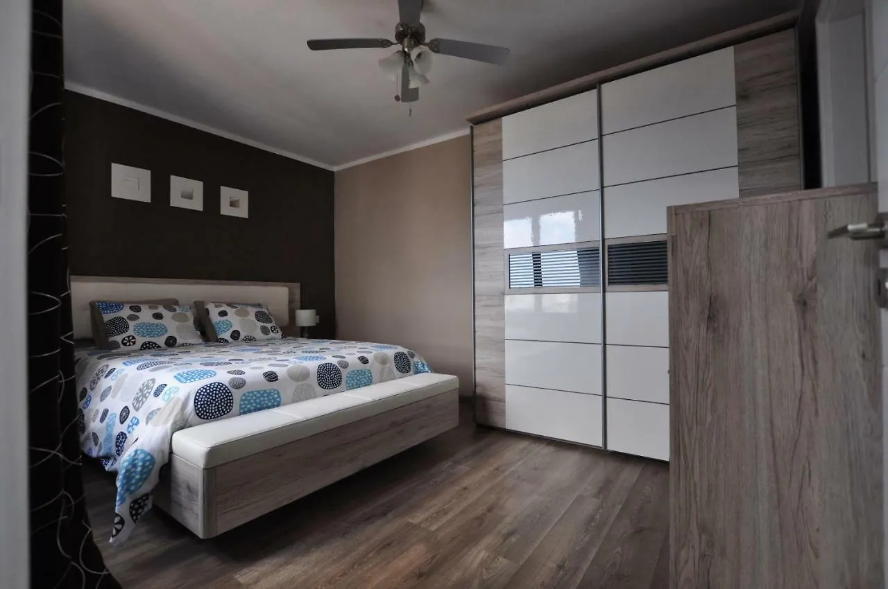 Bungalow Naila Puerto del Carmen  0*, Puerto del Carmen (Lanzarote) Hiszpania